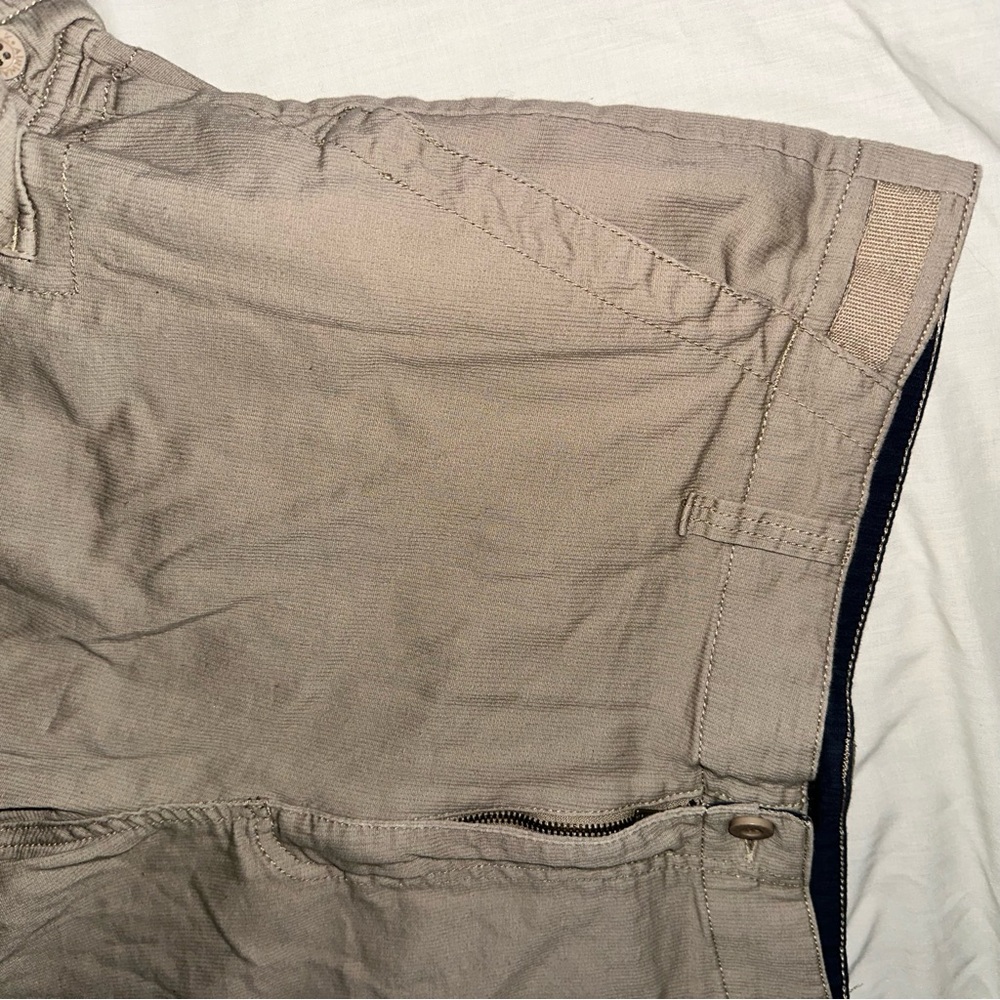 Men’s Y2K Cargo AIRWALK Shorts! Tan Cargo Shorts for Men - Picture 5 of 16